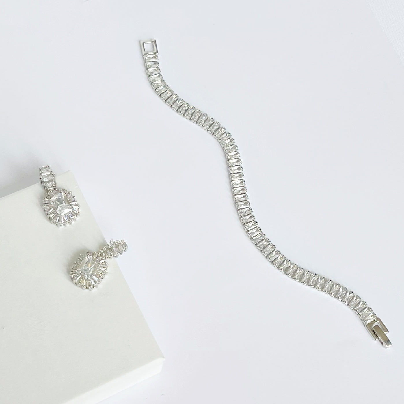 PAYTON Clear Crystal Earring