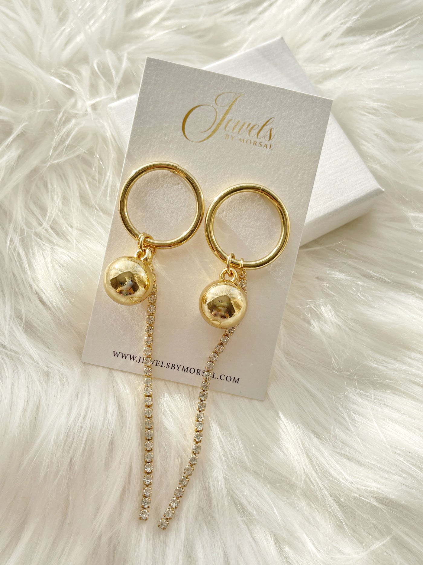 MANNI Gold Tassel Drops