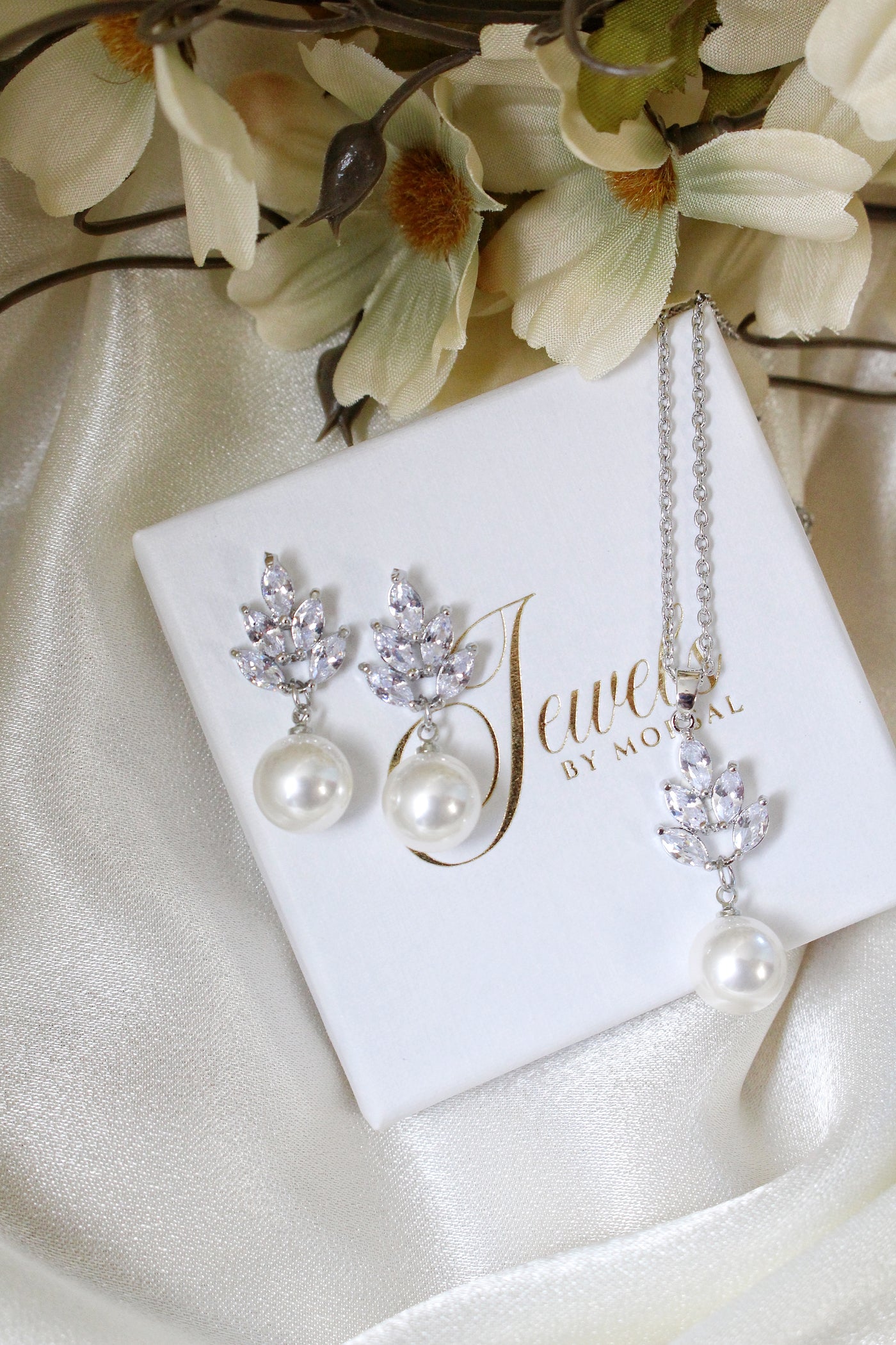 Leaf Pearl Set