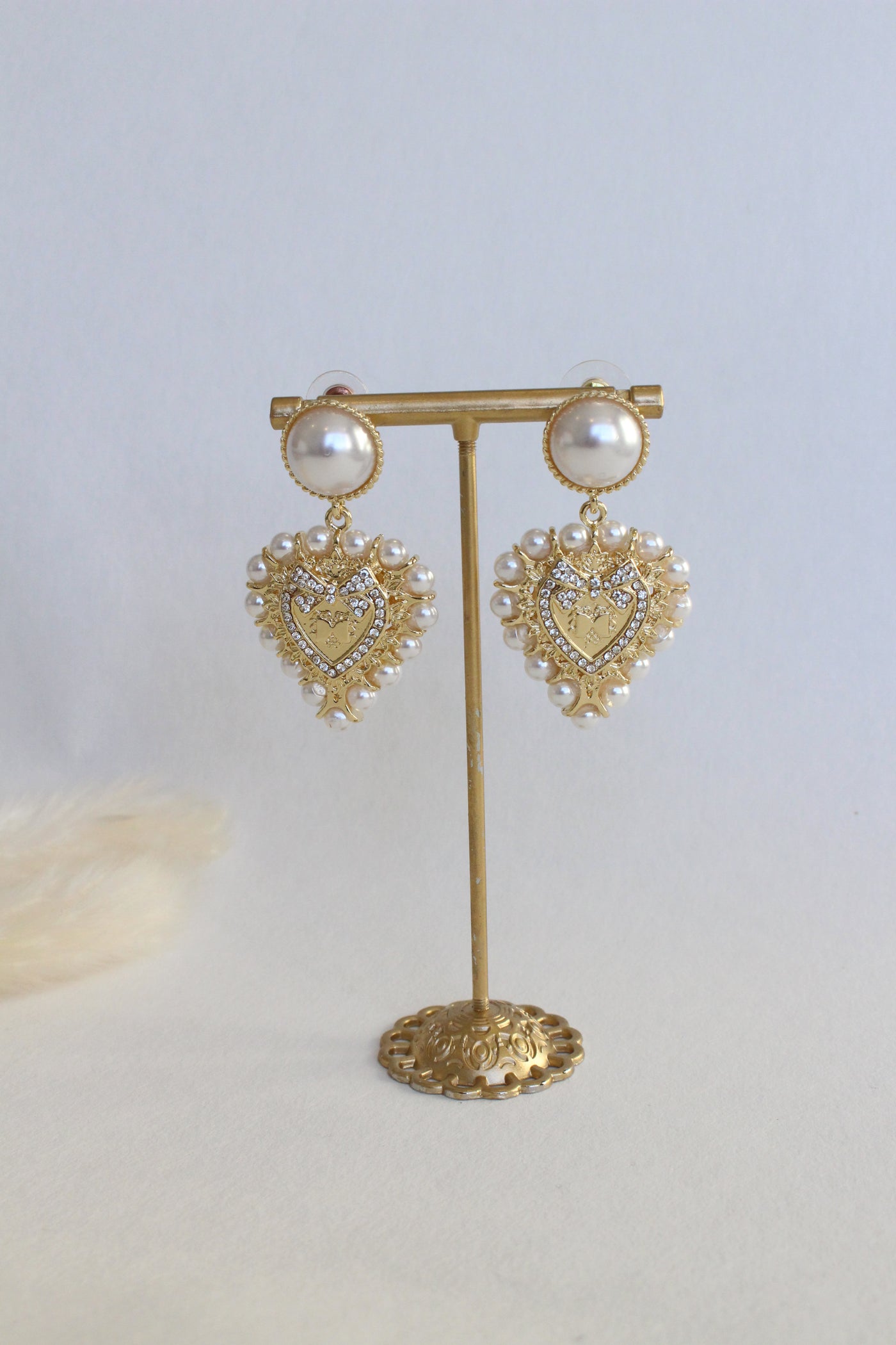 Vintage Baroque Heart Drops