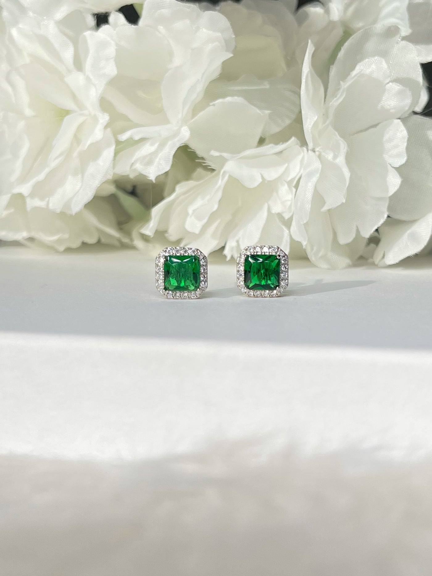 Emerald Green Stud