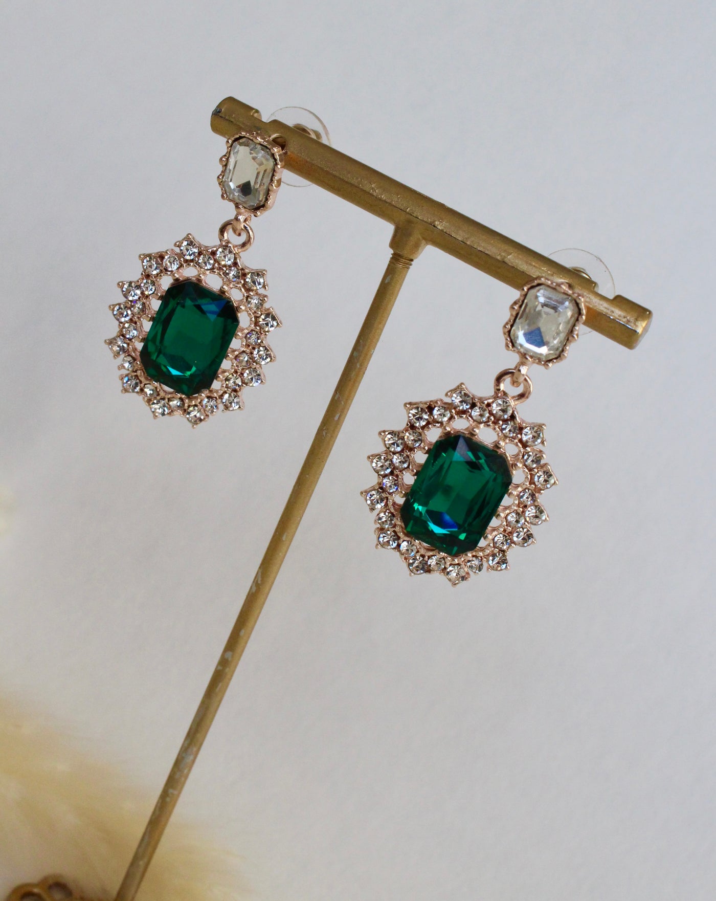 Glam Dangle Earring